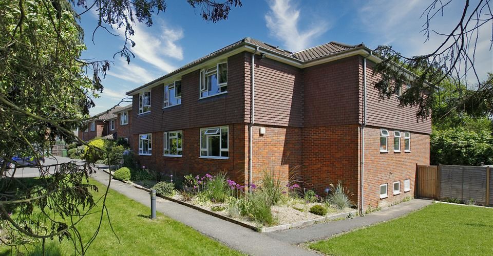 Outside view of Pratt House, Amersham, Buckinghamshire