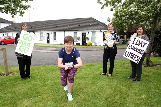 Sponsor Julie on her 'Run Around the Houses' Image